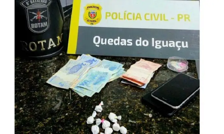 Duas pessoas são presas por tráfico de drogas em Quedas do Iguaçu