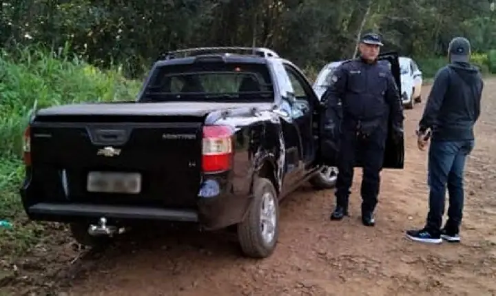 Ladrão agride idosa brutalmente e rouba camionete; veículo foi recuperado na Argentina