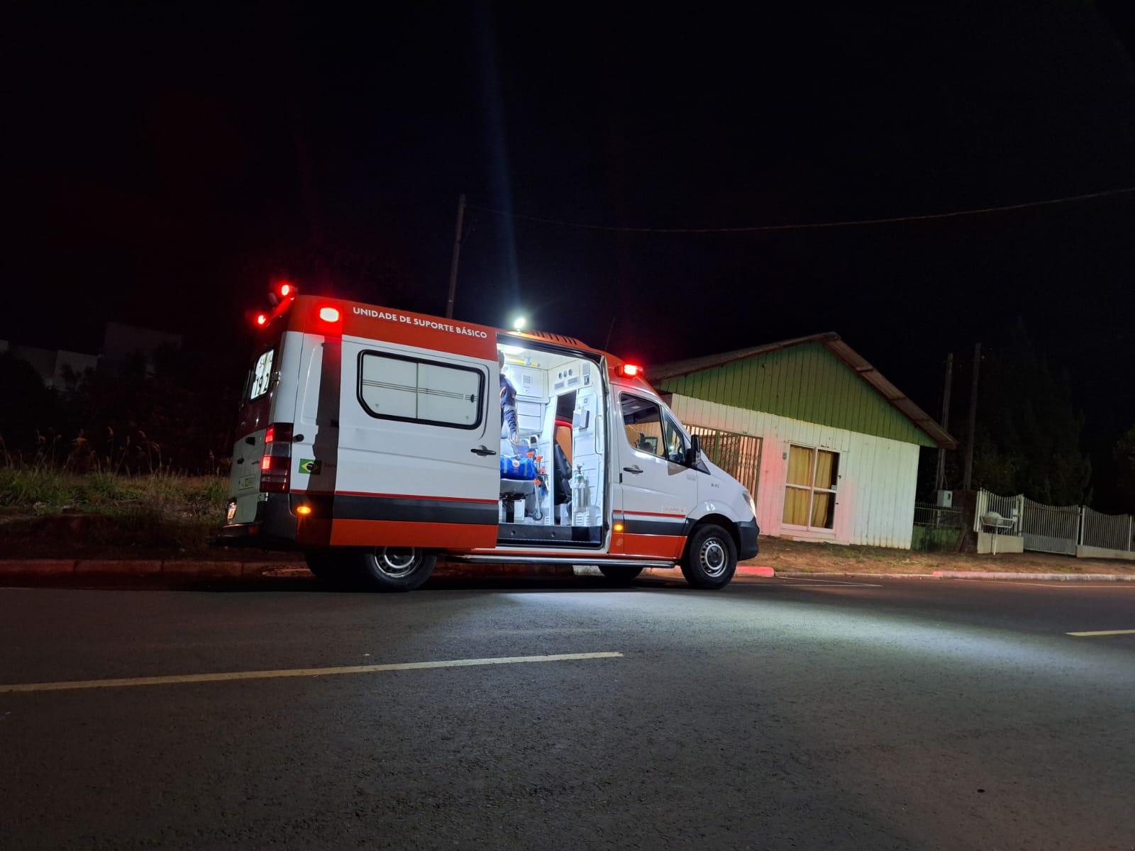 Homem fica gravemente ferido após ser esfaqueado por mulher em Marmeleiro