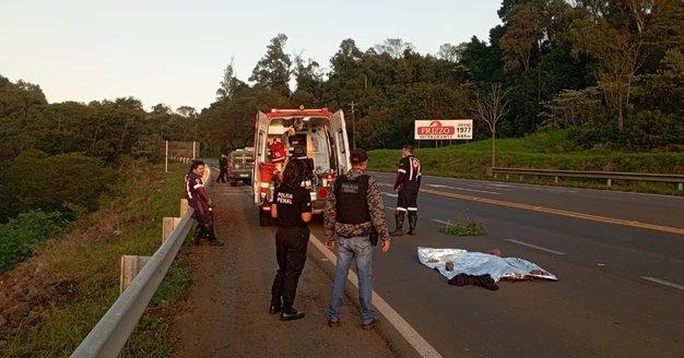 Jovem morre após ser atropelada na PR-483