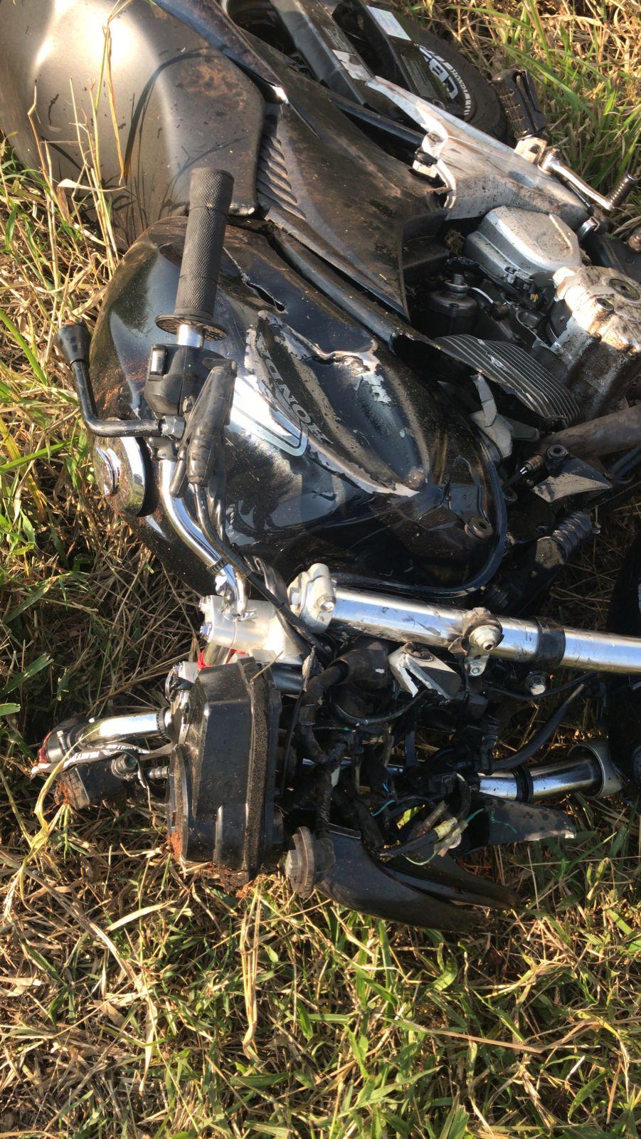 Acidente de trânsito deixa motociclista gravemente ferido em Linha Perobal /PR 475