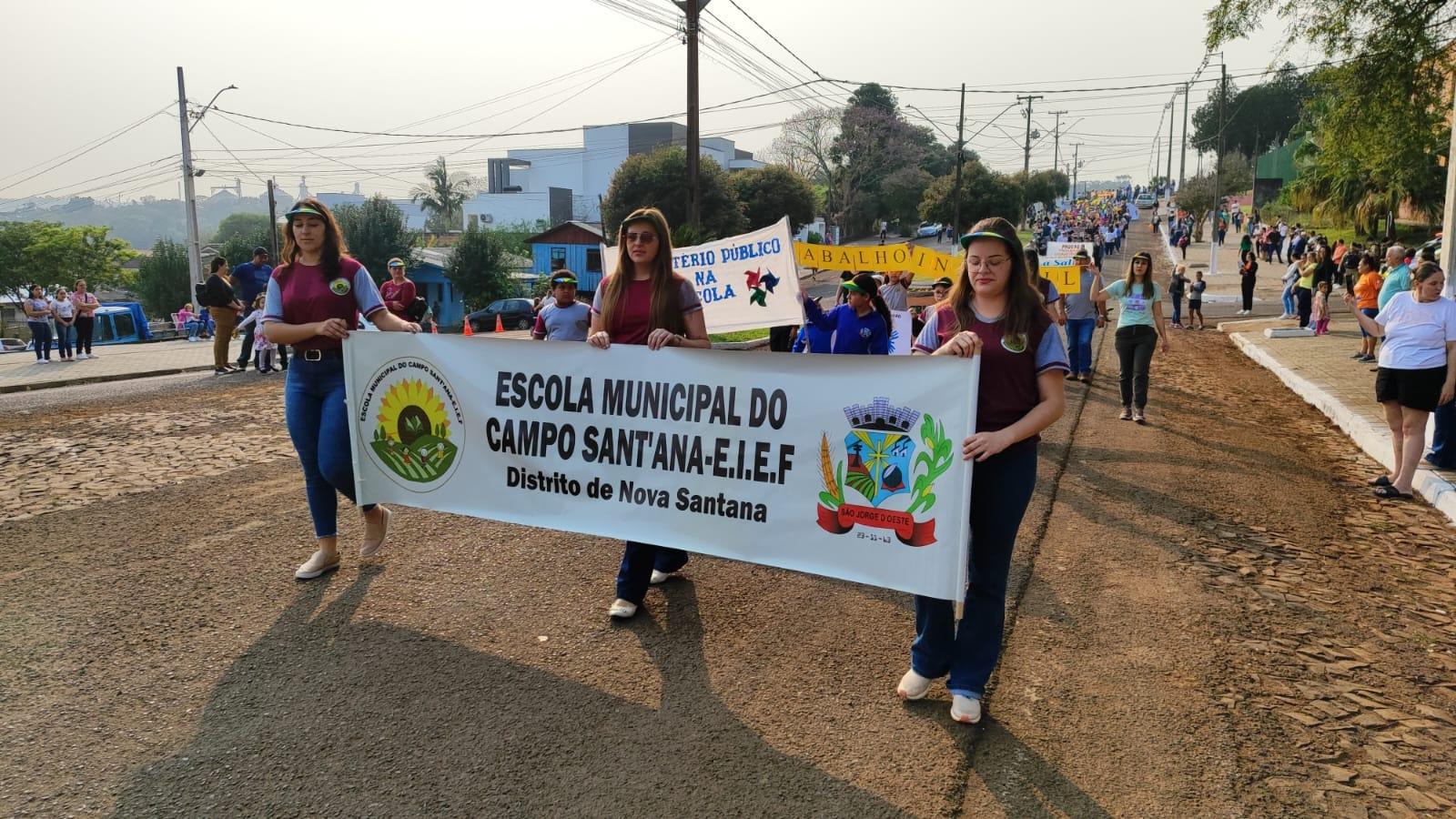 Desfile de 7 de setembro marcam as comemorações da Independência do Brasil em São Jorge D'Oeste.